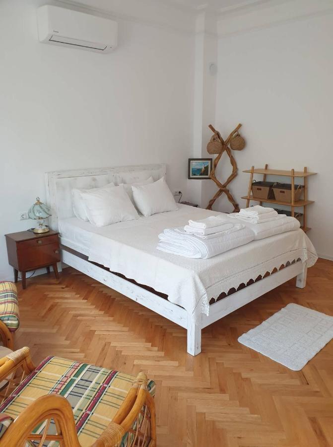 Апартамент BOHO CHIC Free parking Варна Екстер'єр фото